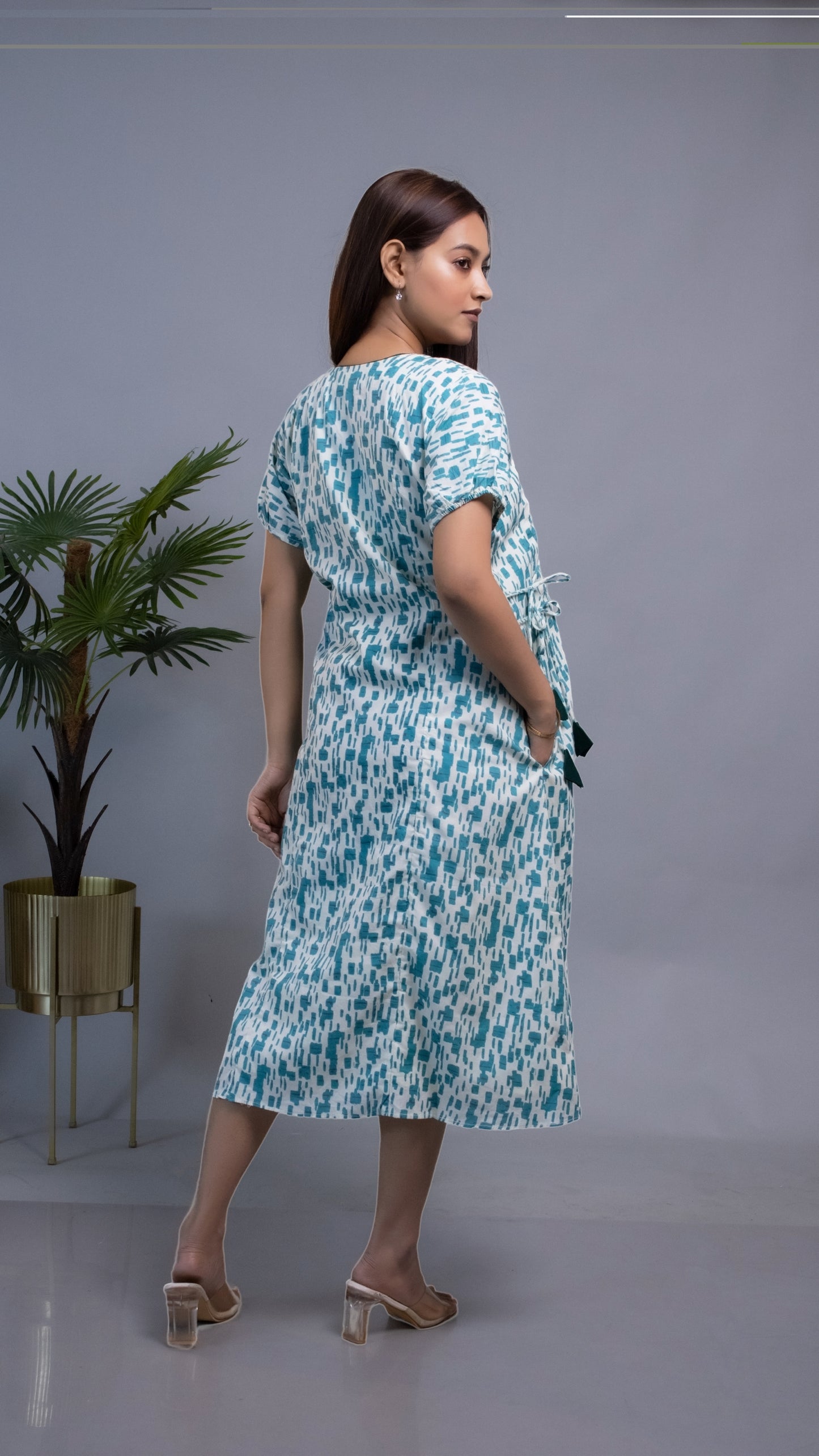 MATERNITY BLUE SIDE-TIES DRESS