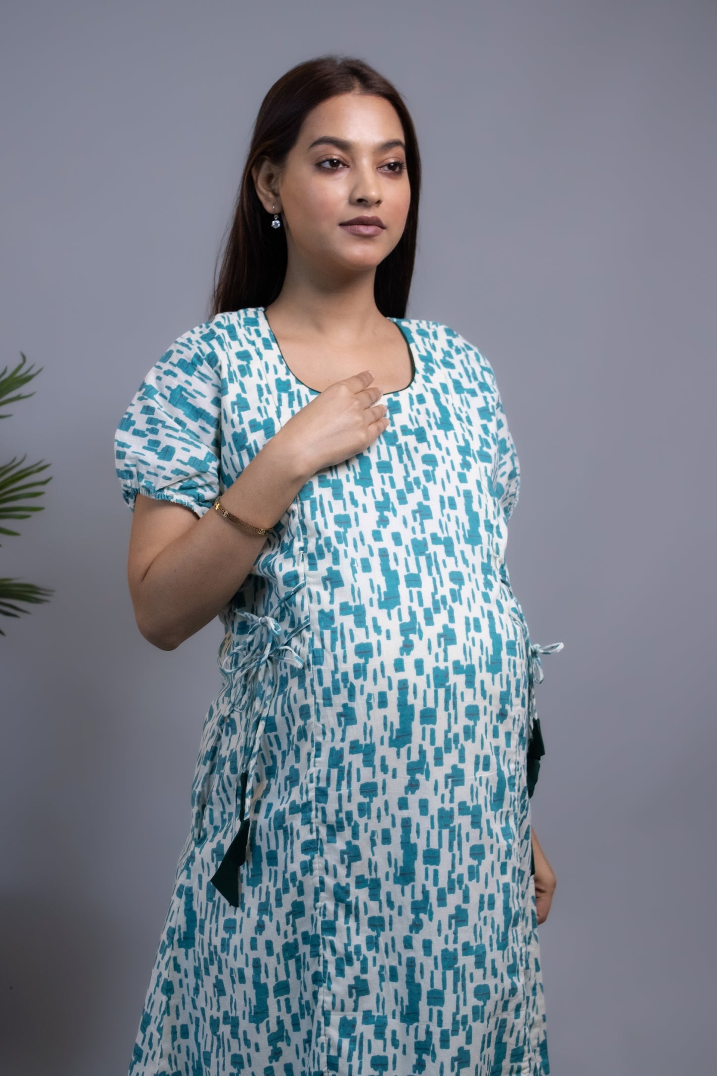 MATERNITY BLUE SIDE-TIES DRESS