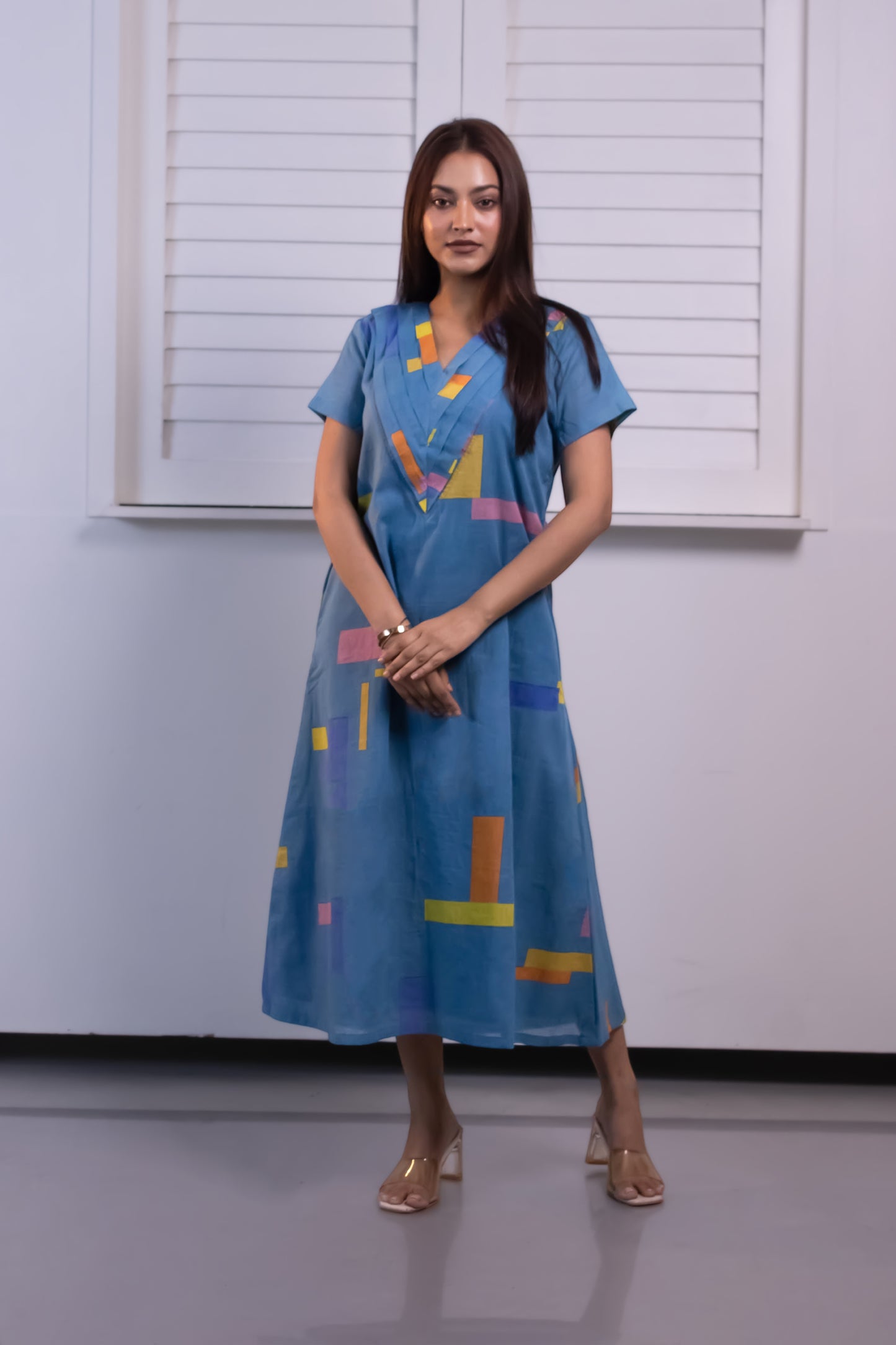 LAYERED V-NECK BLUE MUL DRESS
