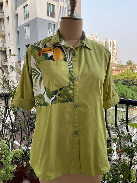 GREEN TOUCAN PRINT BOXY SHIRT