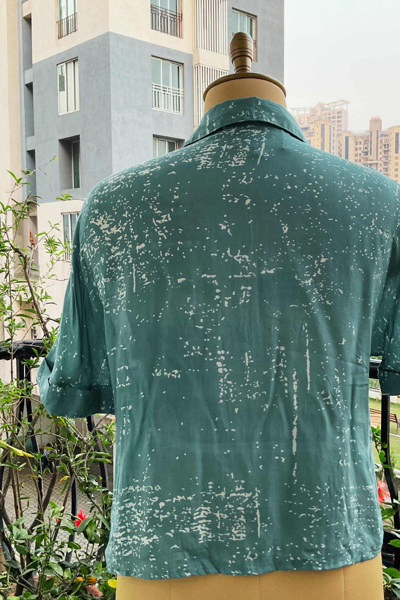 BLUE DROP SHOULDER SHIRT