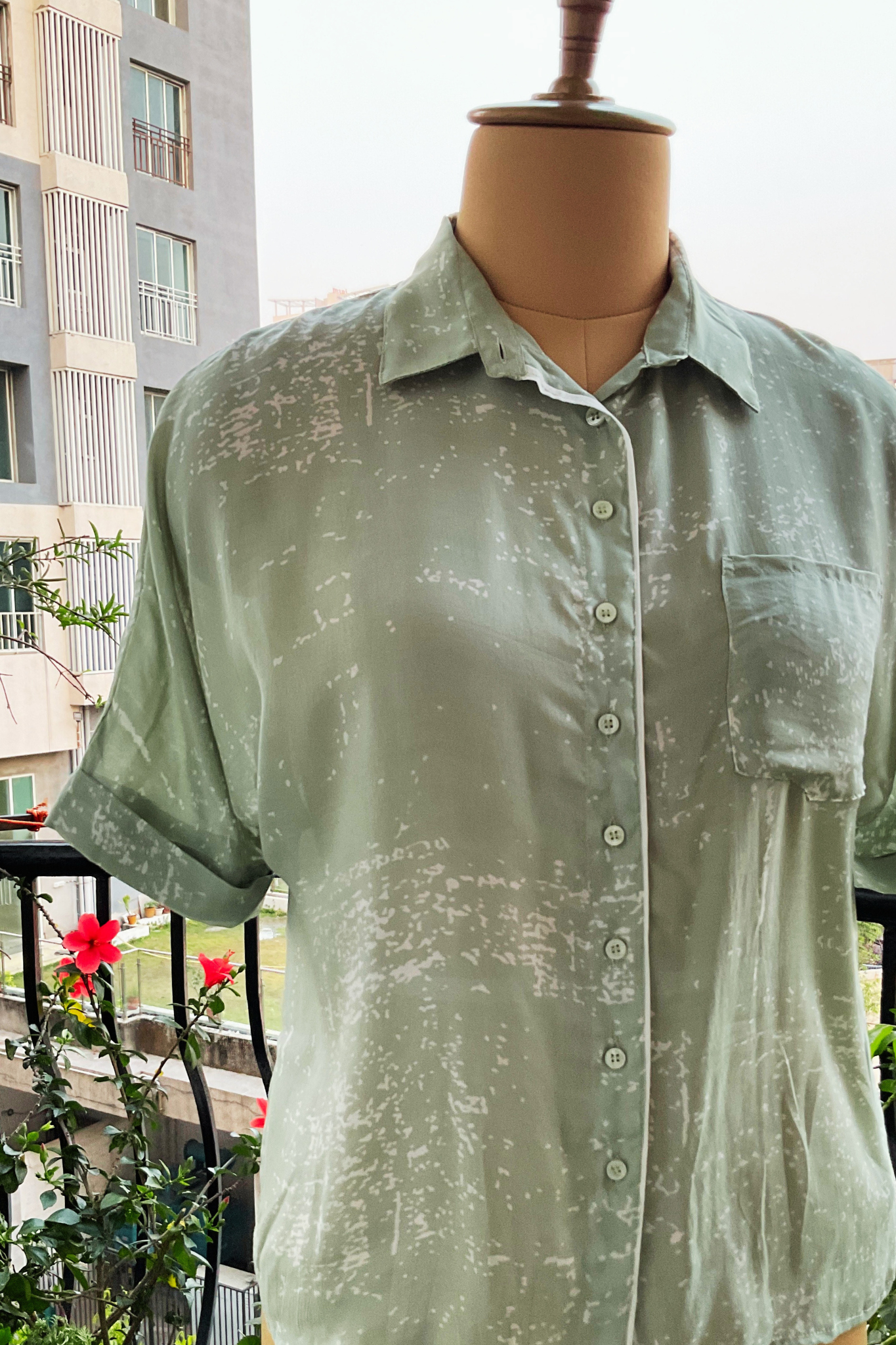 GREEN DROP SHOULDER SHIRT