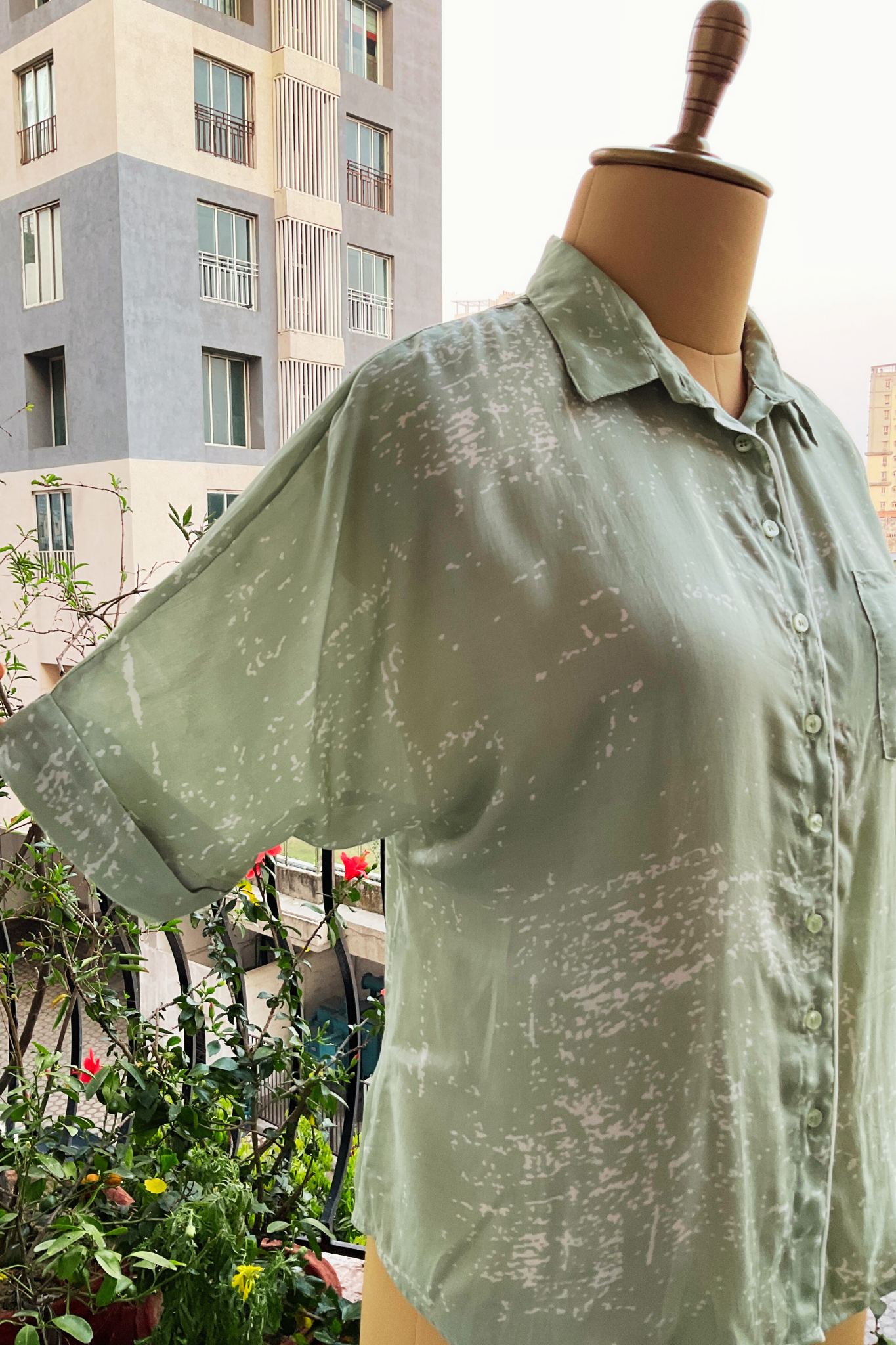 GREEN DROP SHOULDER SHIRT