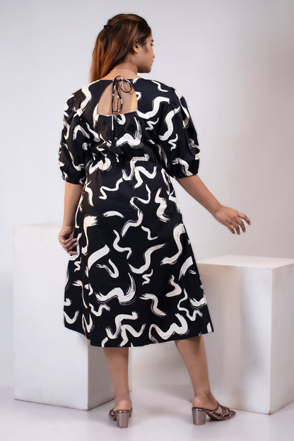 BLACK BRUSH STROKES MIDI TIE-BACK DRESS