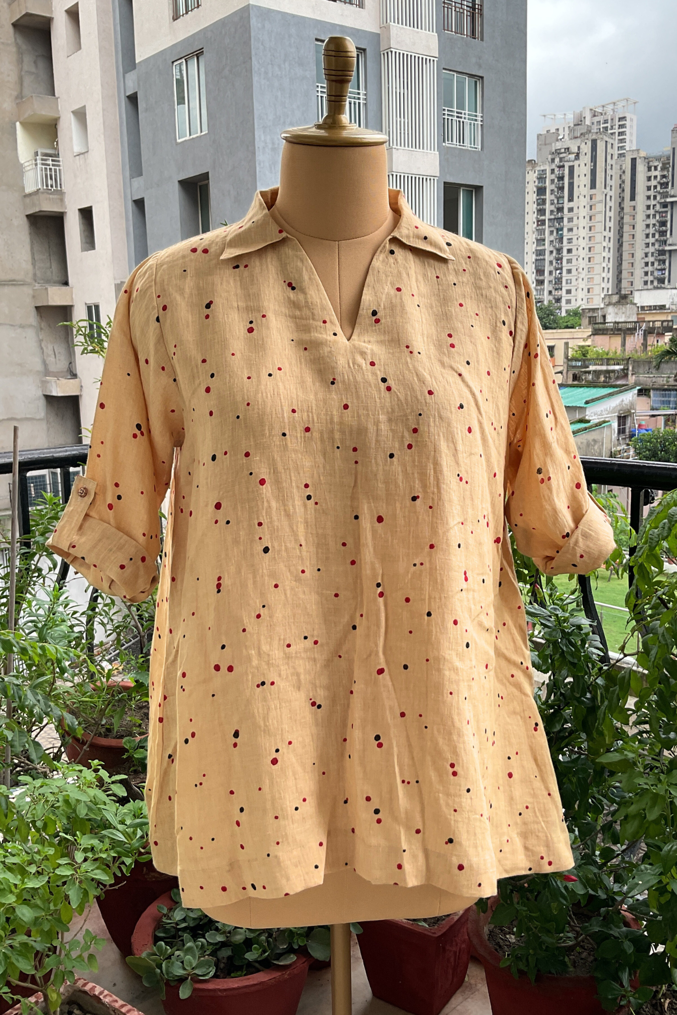 BEIGE OVERSIZED PURE LINEN SHIRT