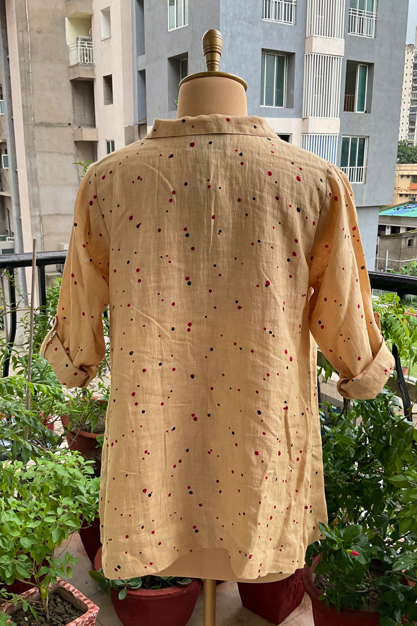 BEIGE OVERSIZED PURE LINEN SHIRT