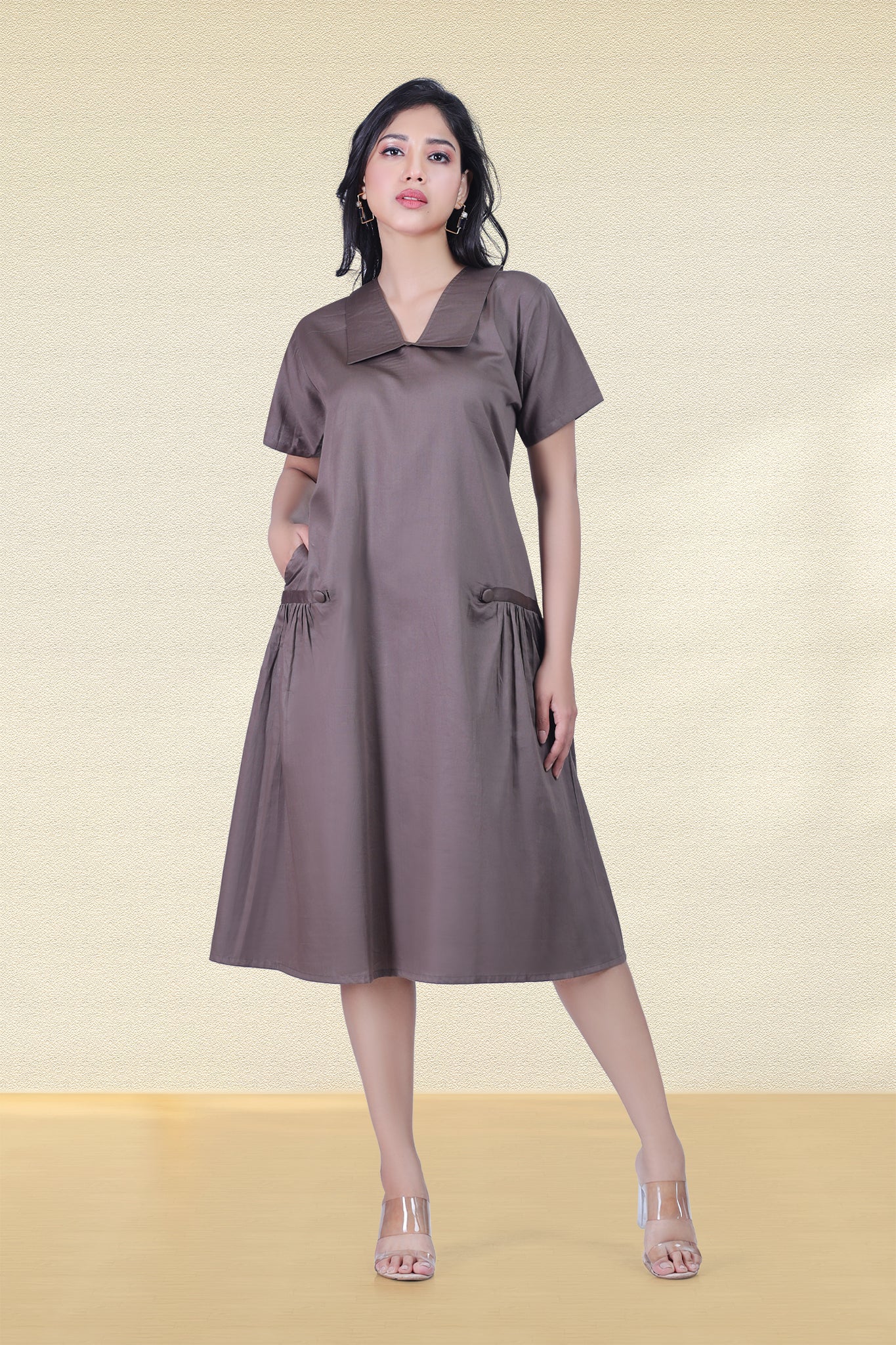 TAN BROWN PURITAN COLLAR DRESS