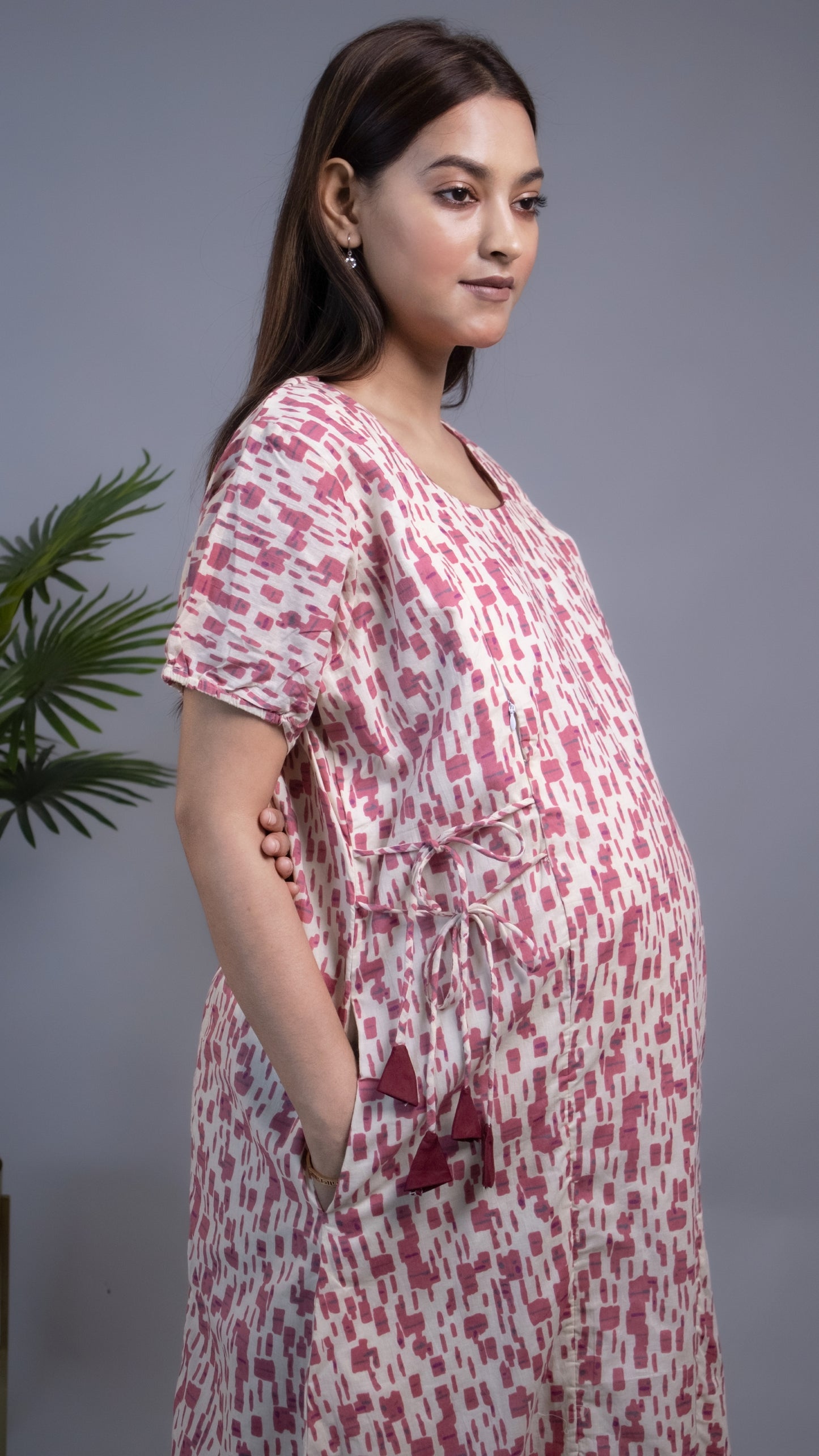 MATERNITY PINK SIDE-TIES DRESS